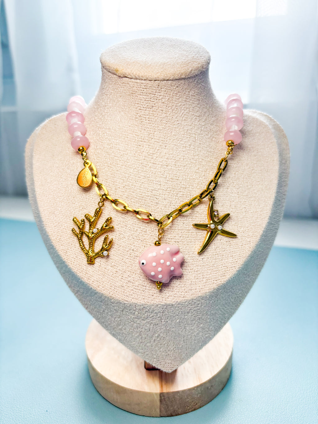 Isla Rosa Necklace