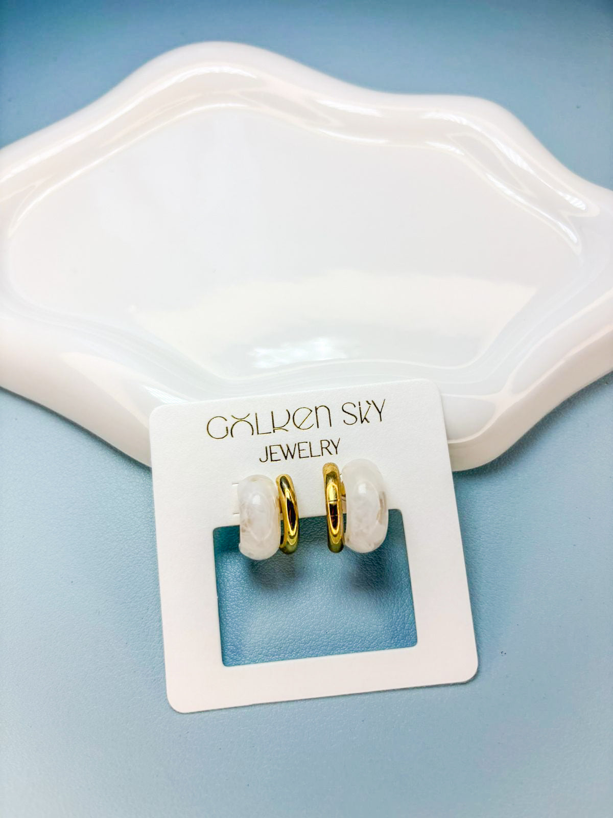 Bond Earrings