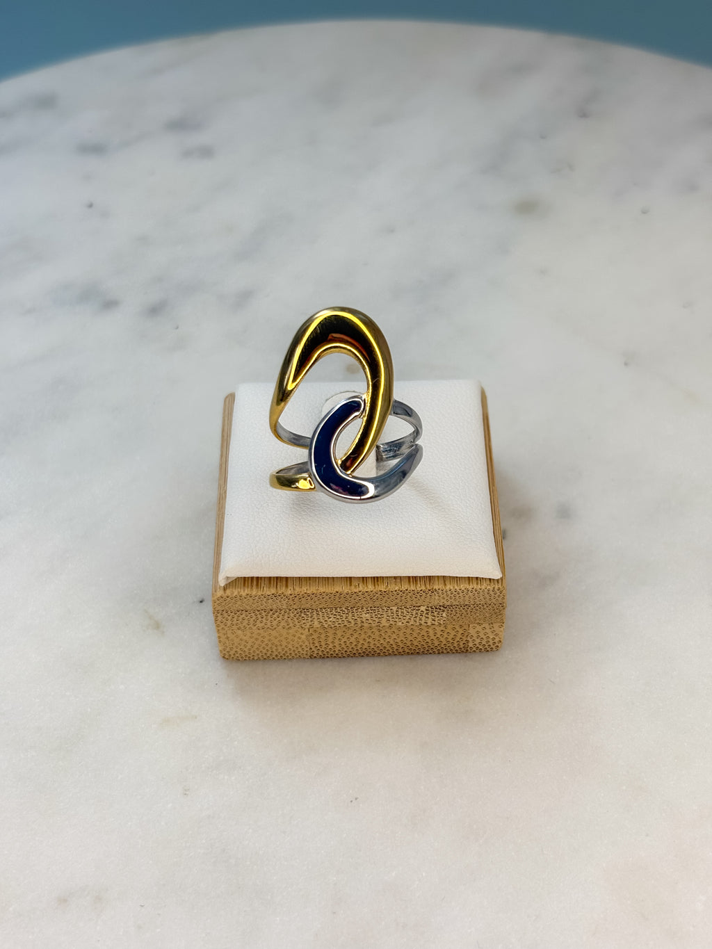Lyra Ring