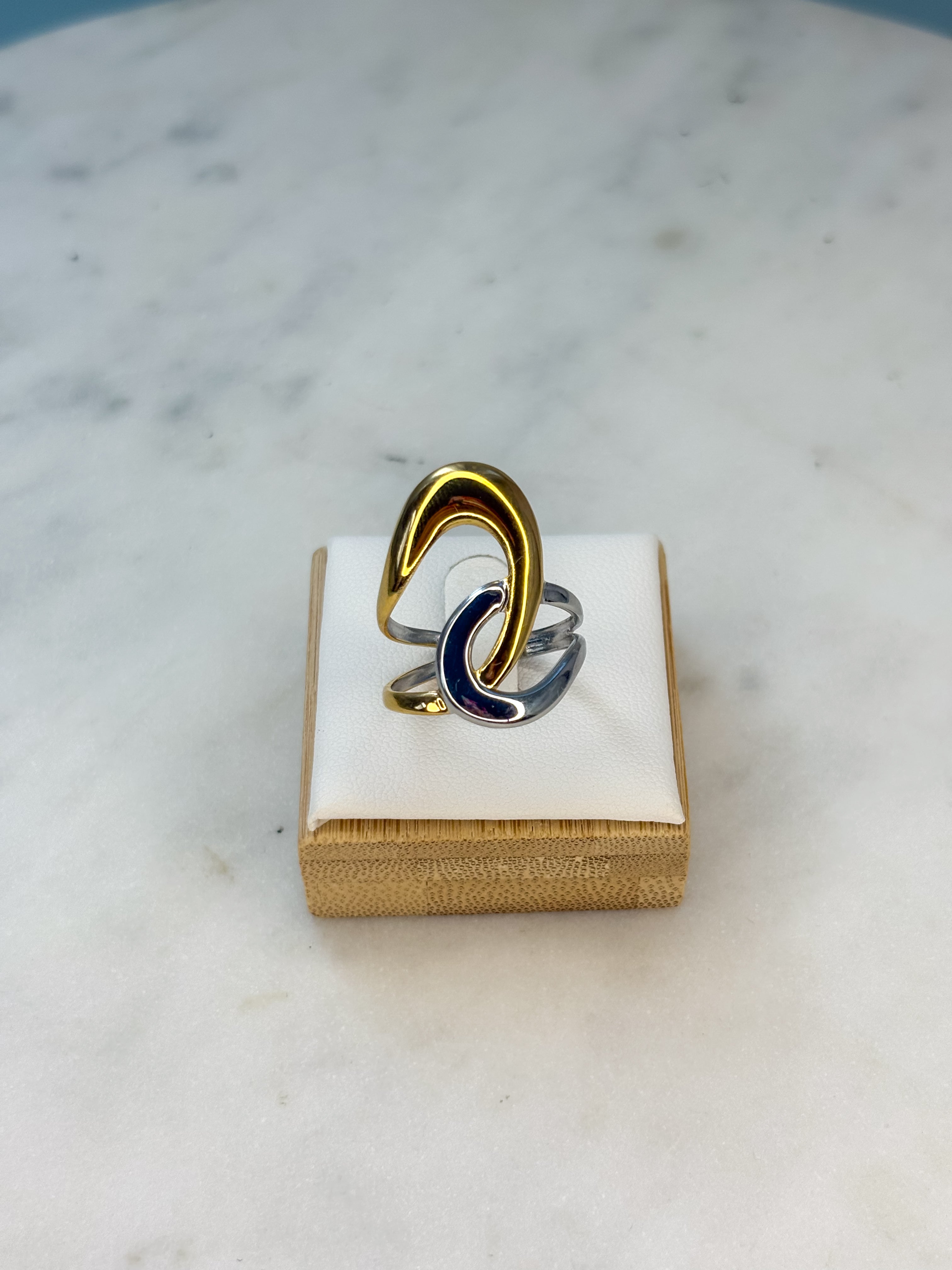 Lyra Ring
