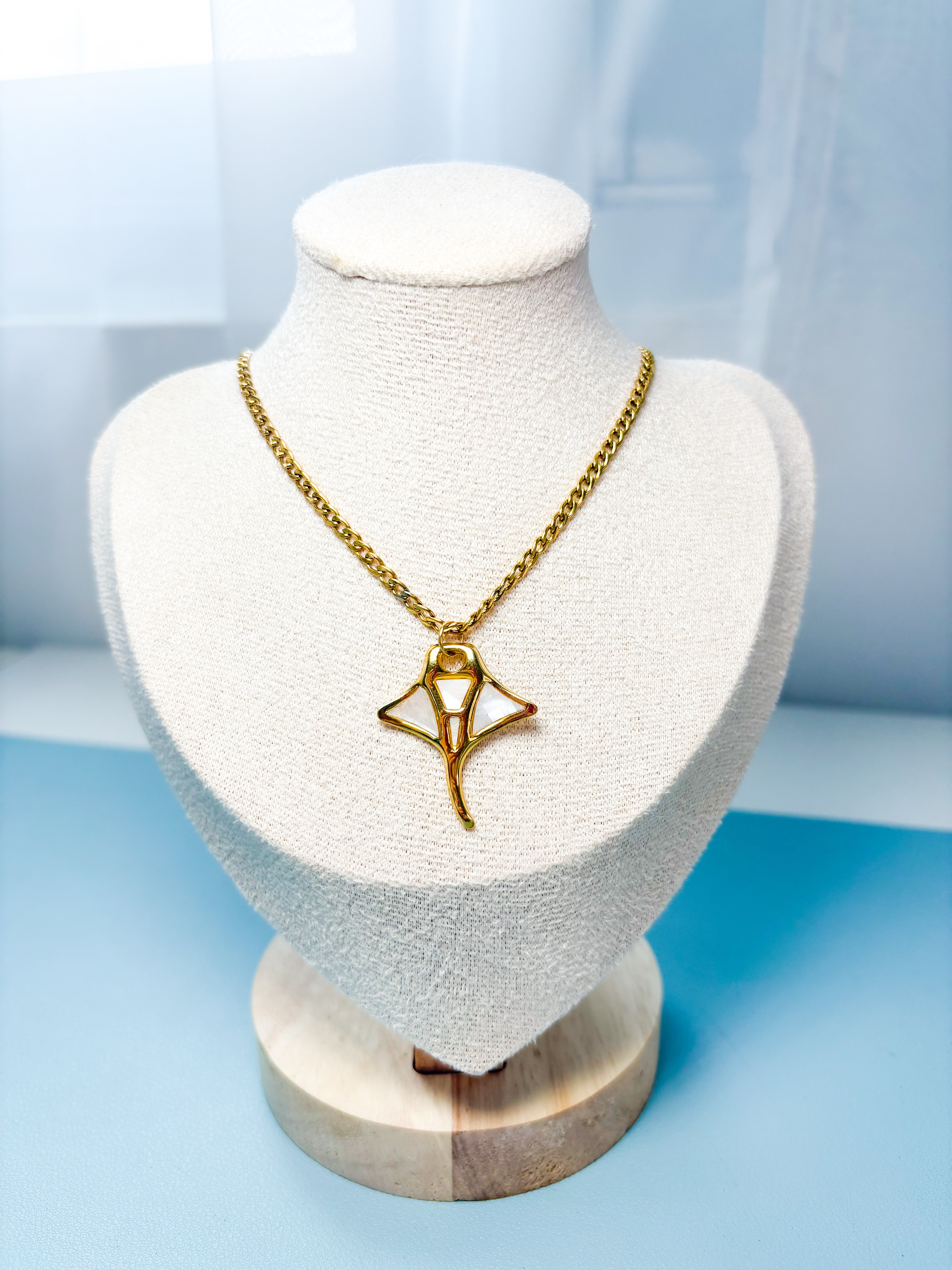 Raya del Mar Necklace
