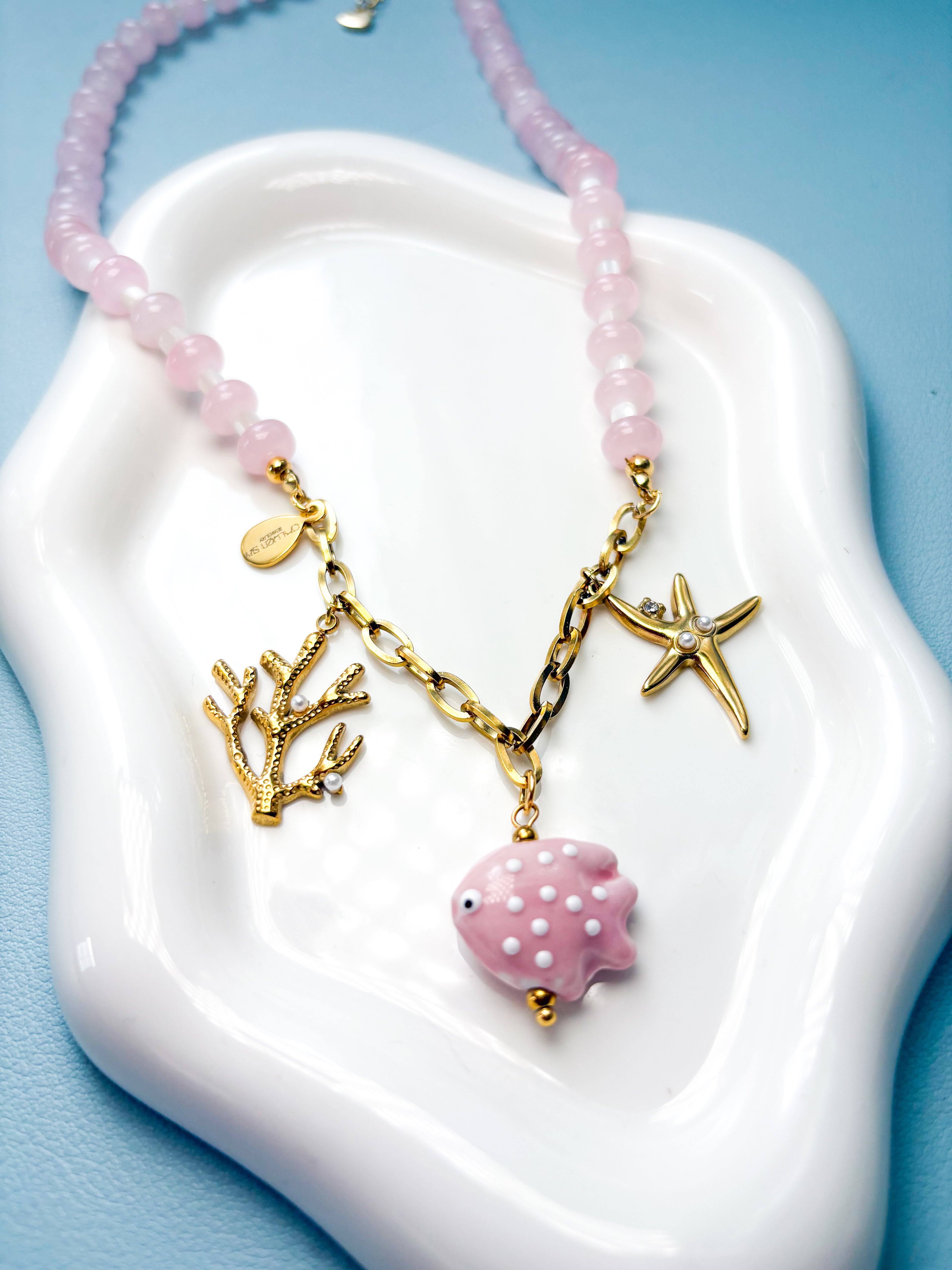 Isla Rosa Necklace