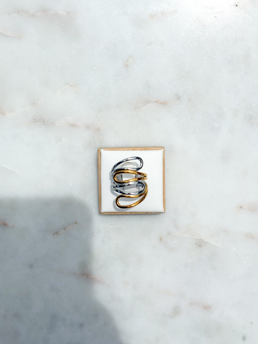 Etreinted Ring