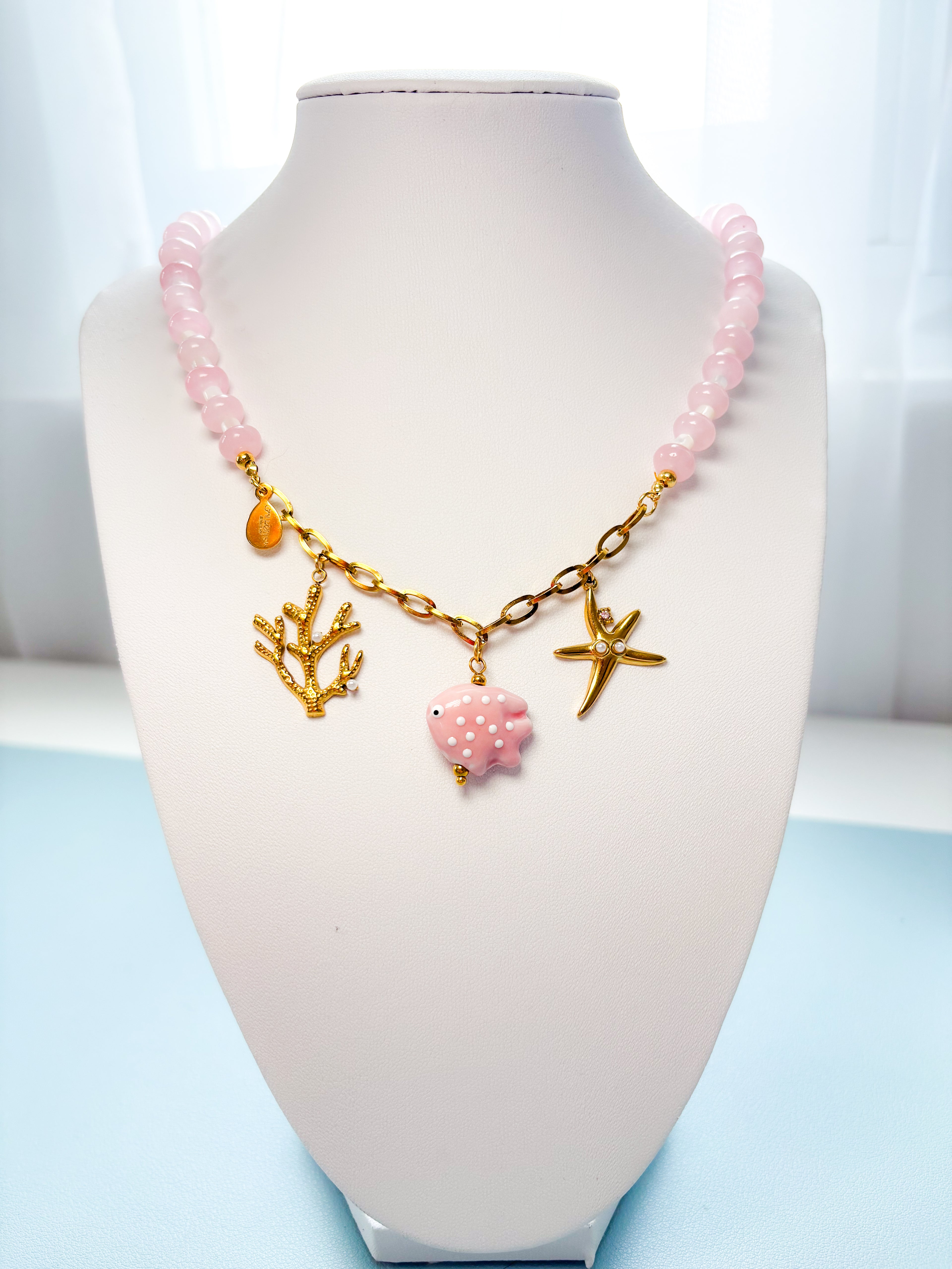 Isla Rosa Necklace