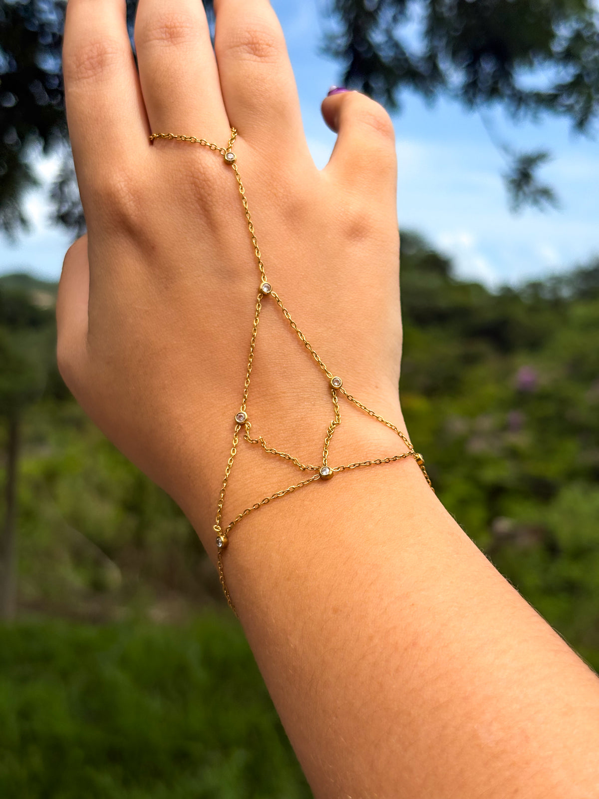 Astree Handchain